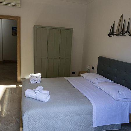 Terrazza Capuana Apartment Napoli Bagian luar foto